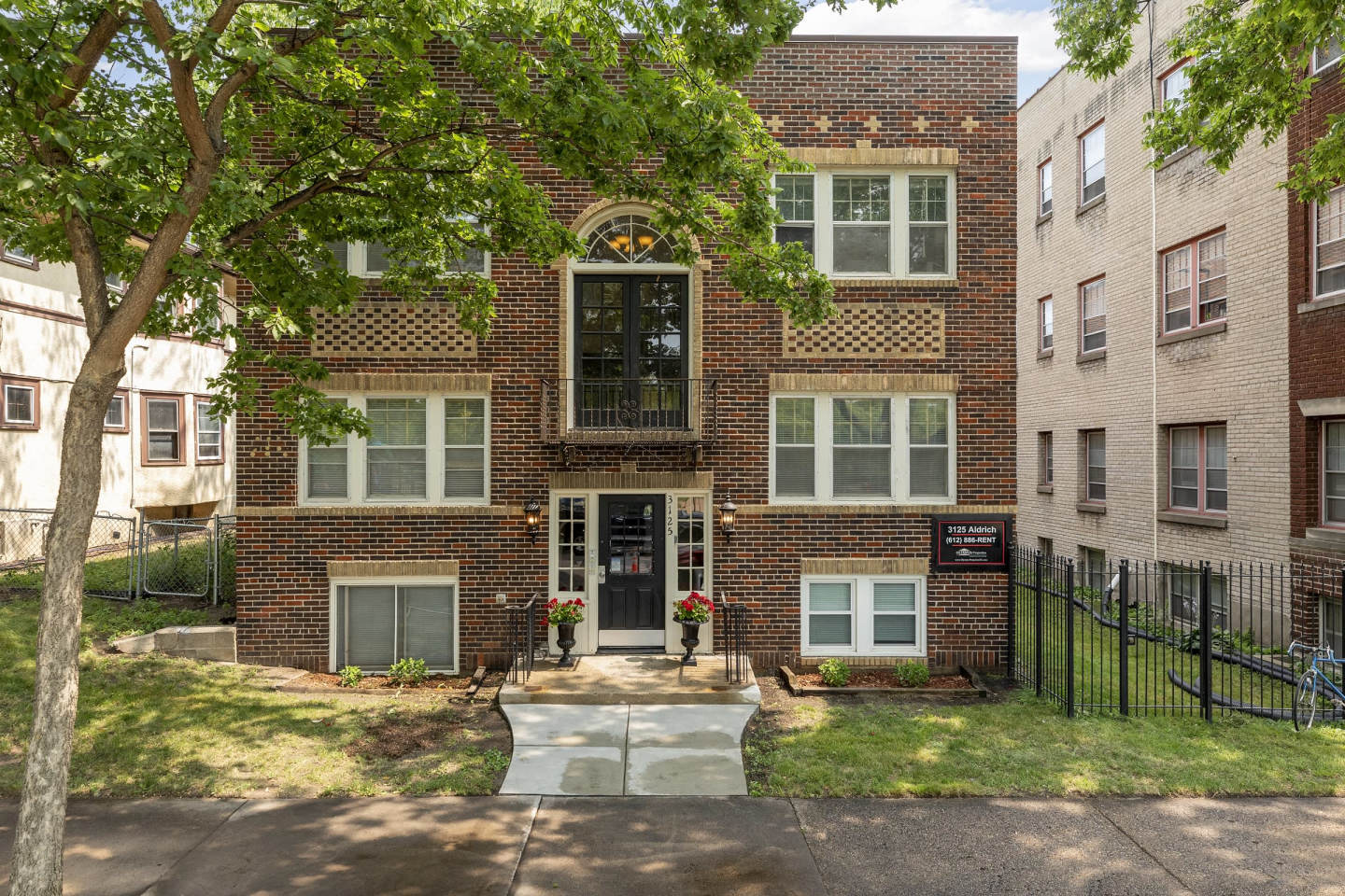 3125 Aldrich Avenue S Image 13