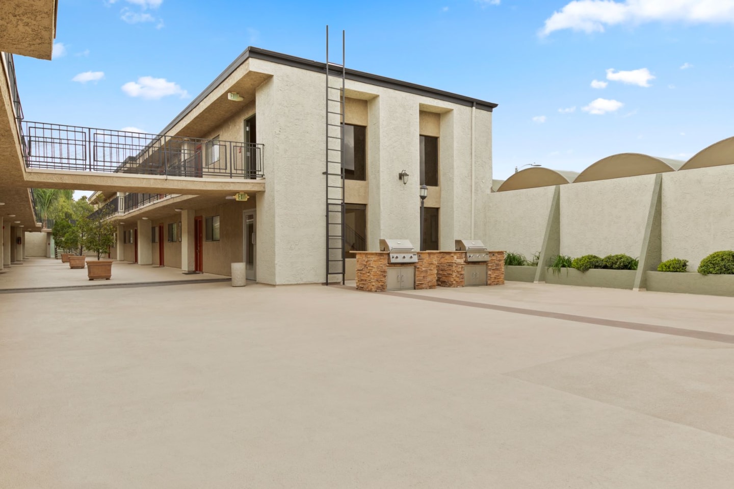 Topanga Terrace Image 10