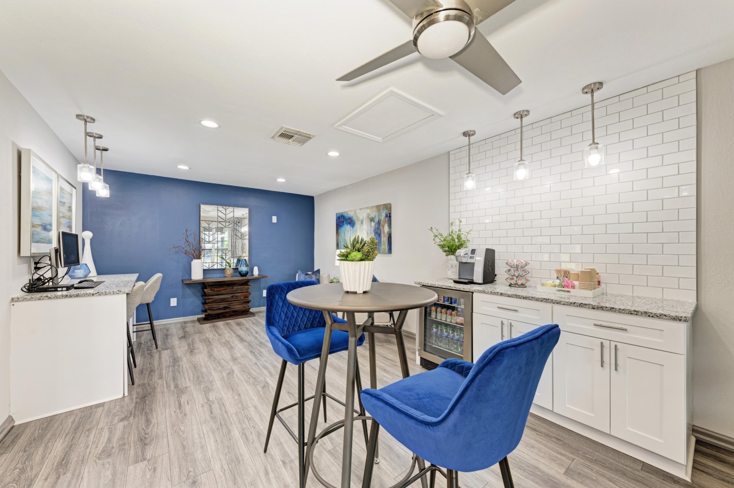 Arbor Walk Apartments Image 23