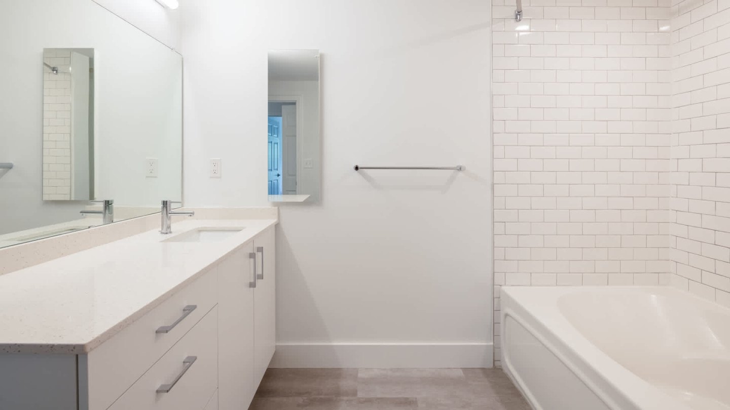 Rosecliff Image 13