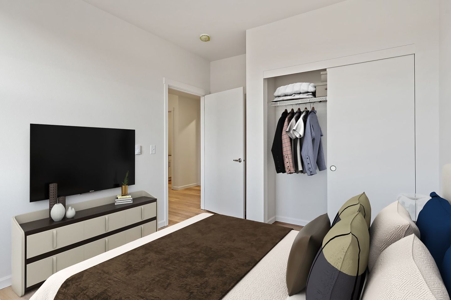 Pacific Valley Apartments Image 10