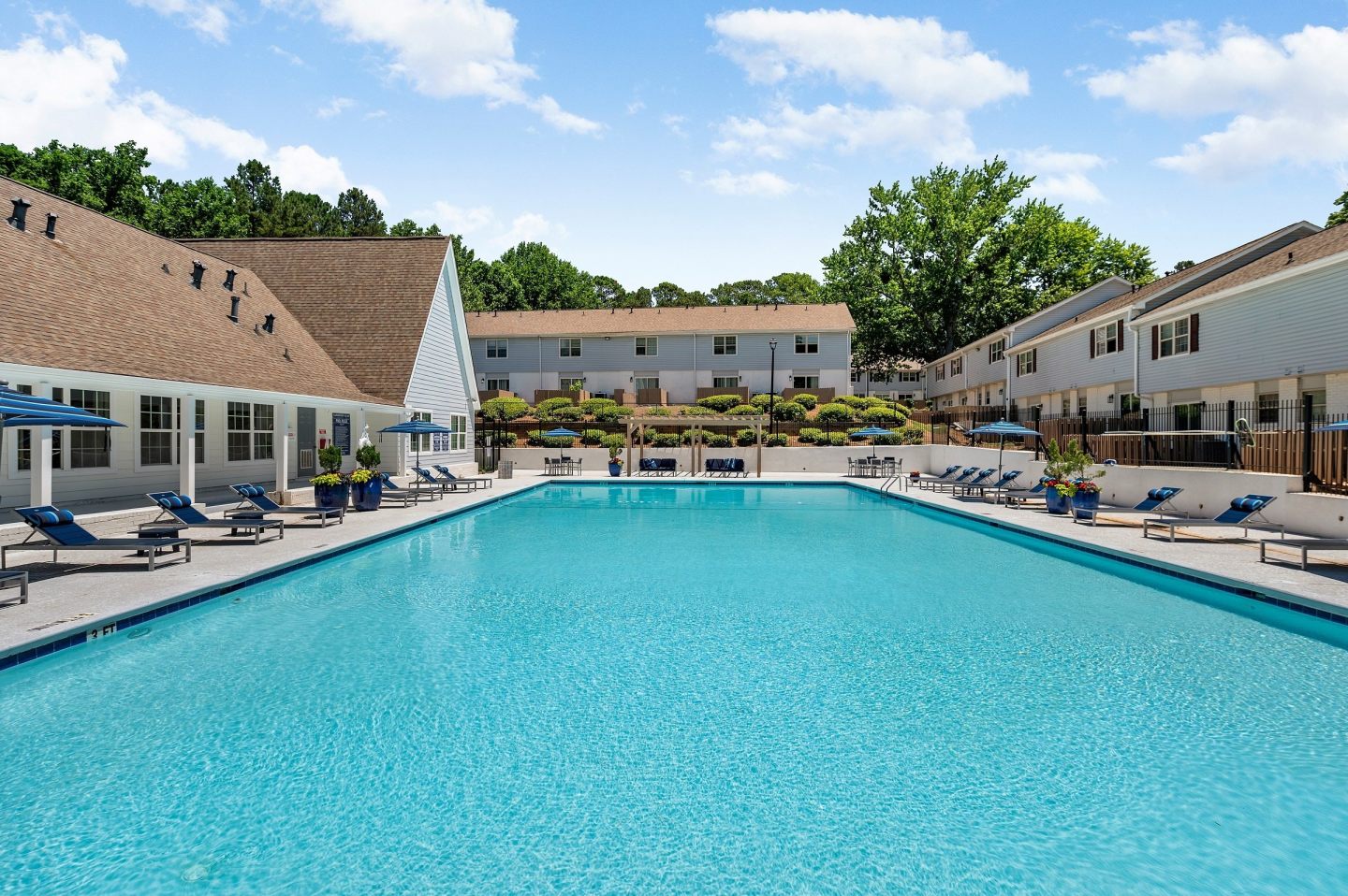 Dunwoody Glen Image 9