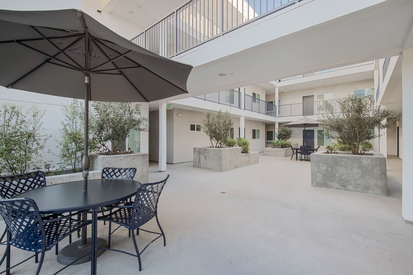 Valley Street Apartments Image 11