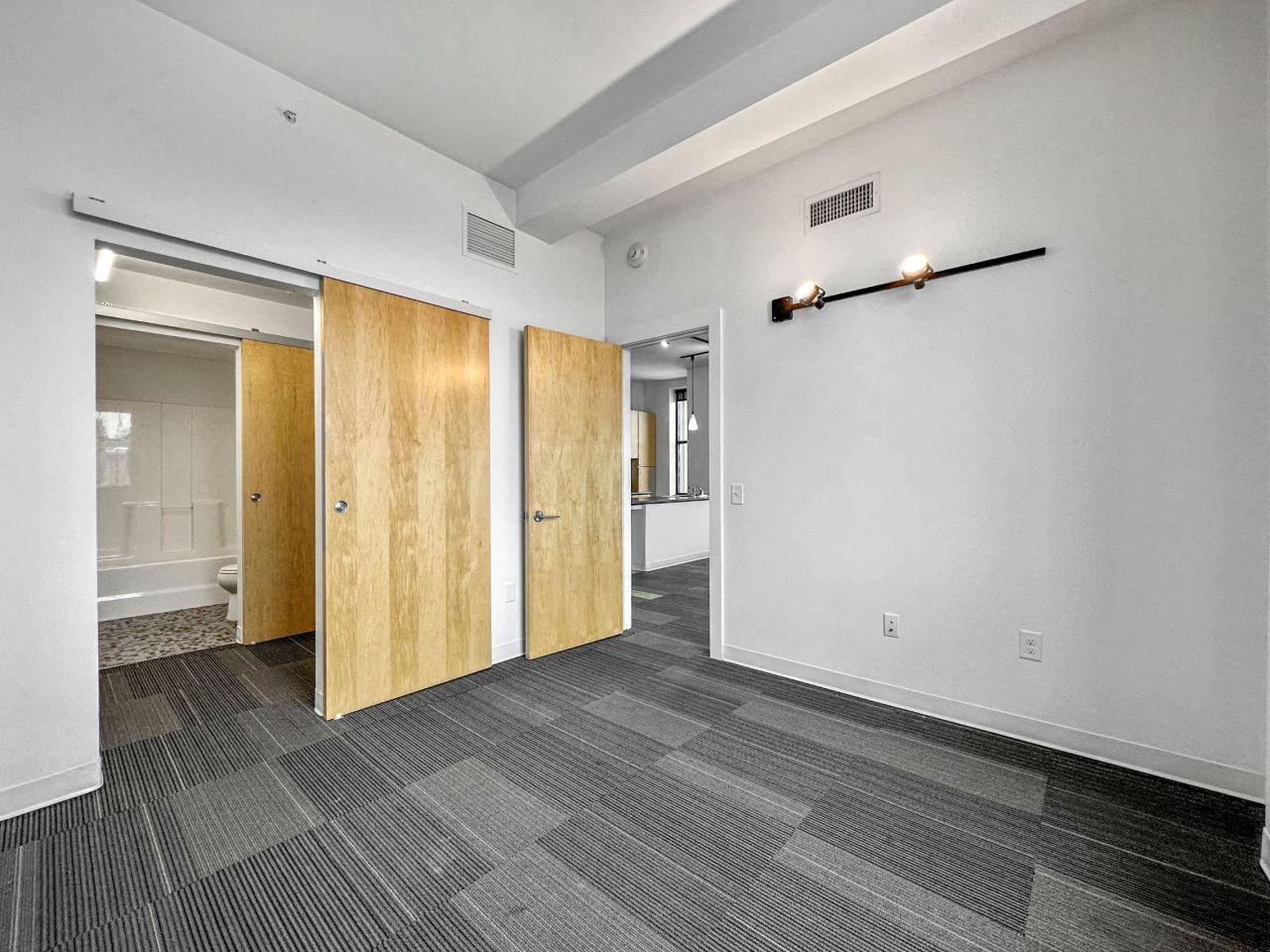 Des Moines Building Image 23