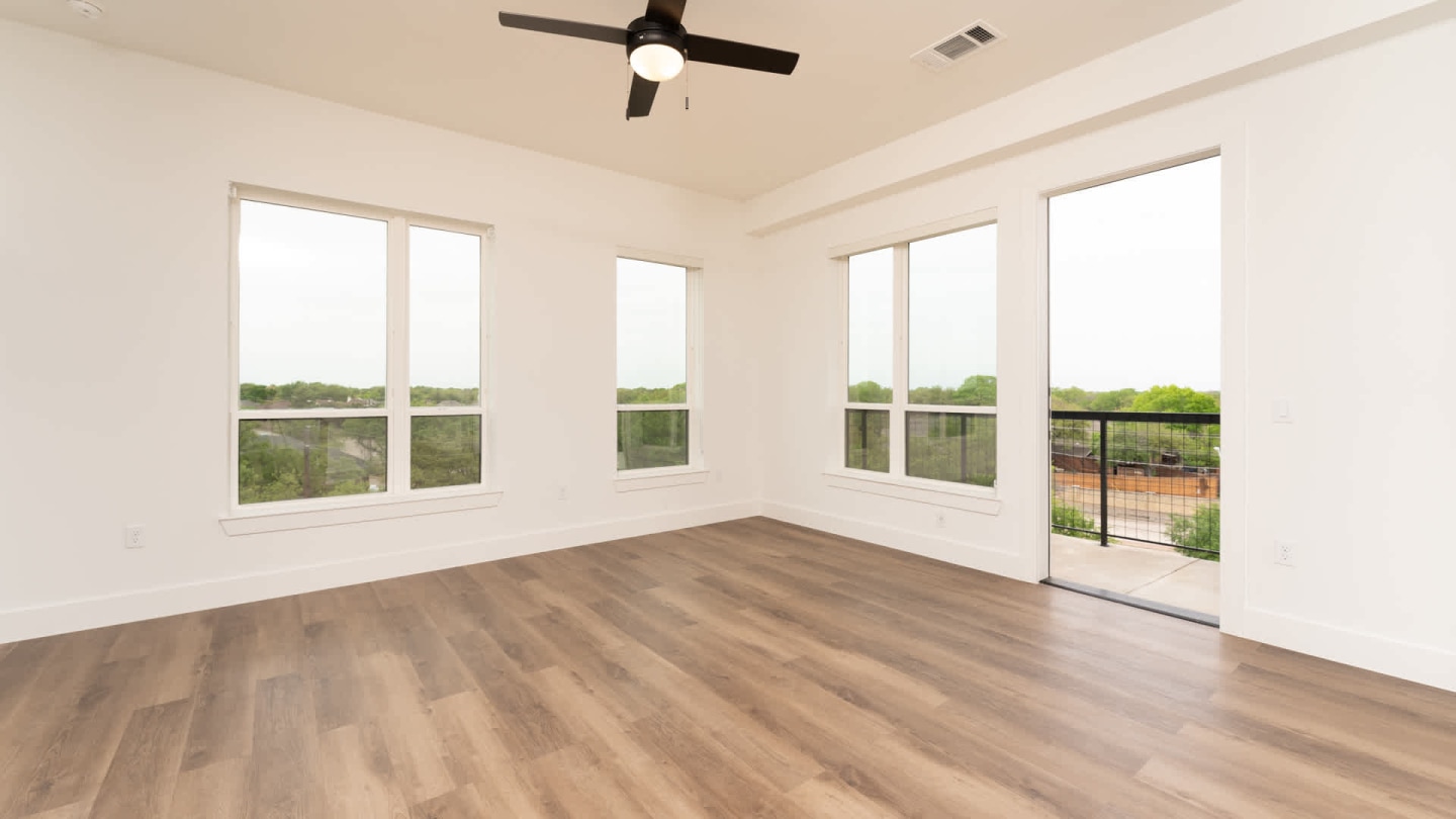 Lyle Apartments Image 30