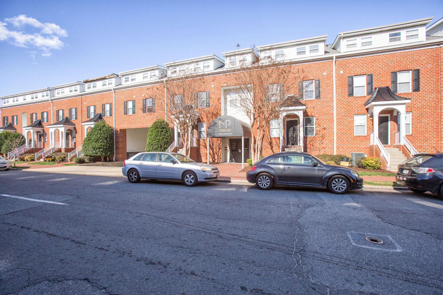 Marshall Park Townhomes Student Housing Image 3