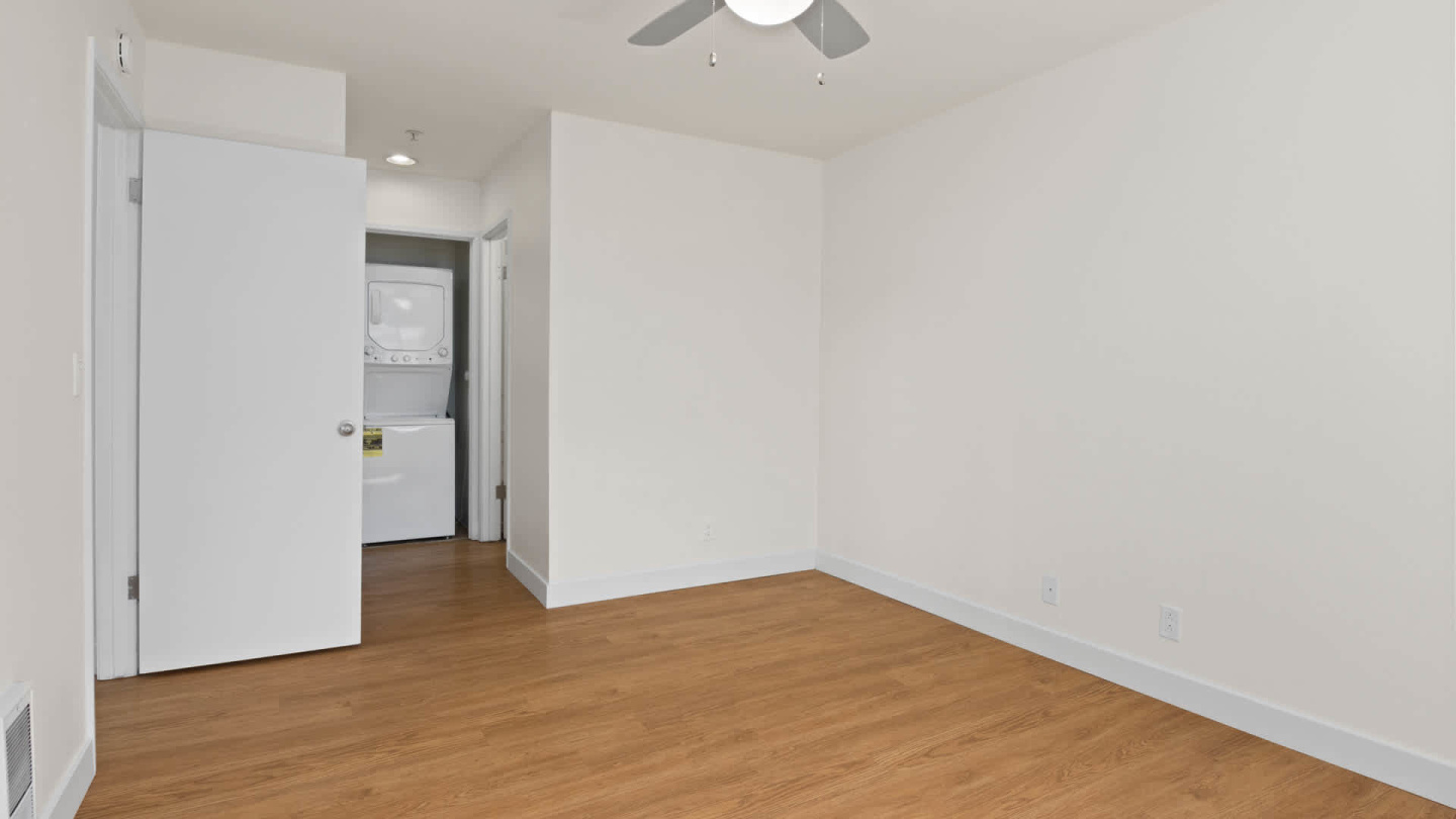 Riva Terra Apartments at Redwood Shores Image 29