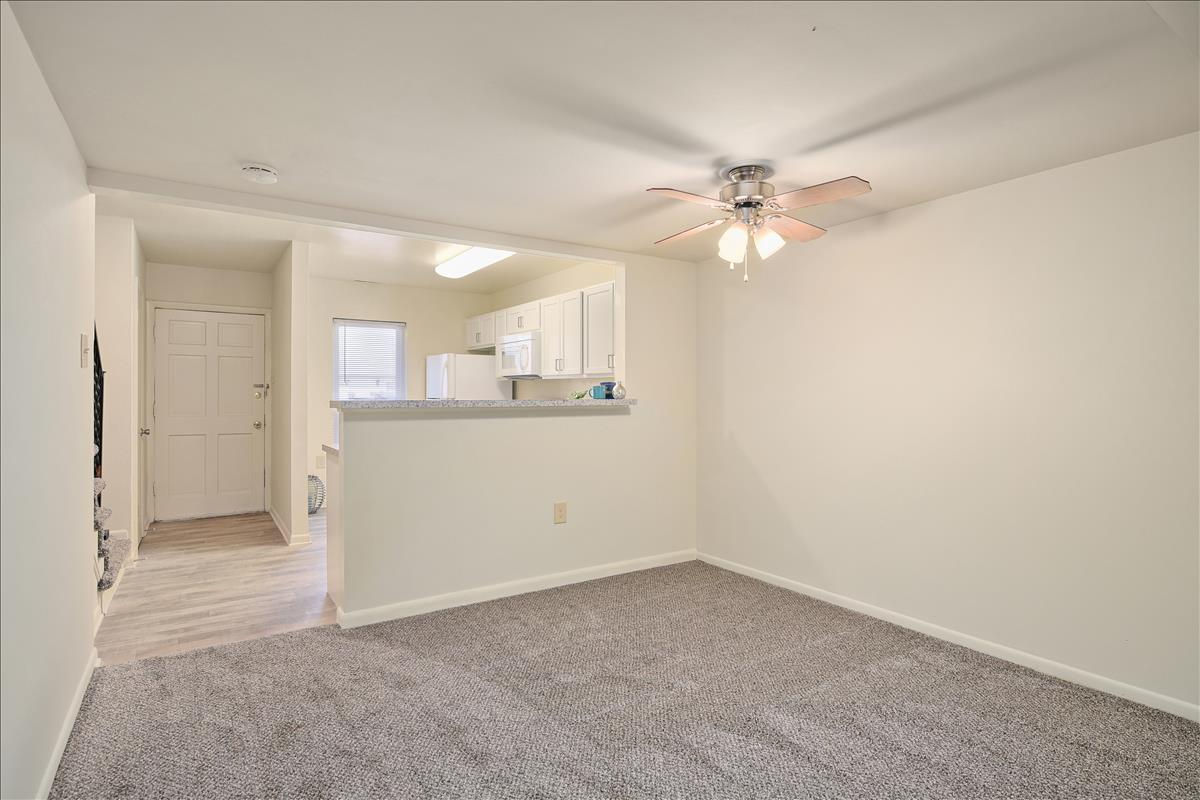 Oak Hill Townhomes Image 6