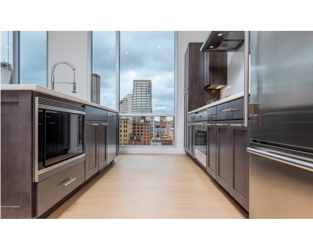 Encore Urban Living Image 3