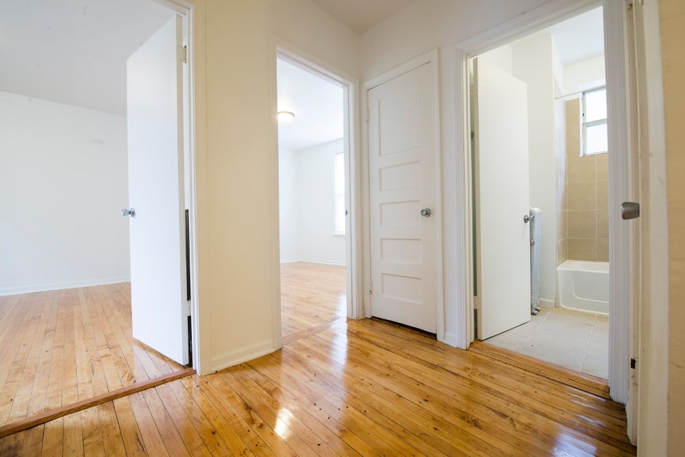 5504 S Wabash Avenue Image 9