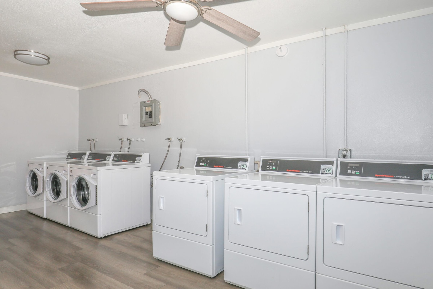 San Carlos & San Juan Apartment Homes Image 10