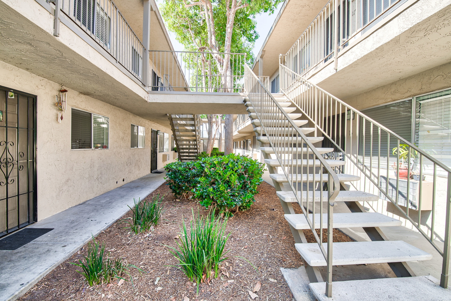 Monterey Apartments Image 21