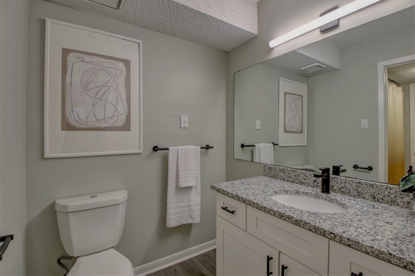 The Lennox Image 24