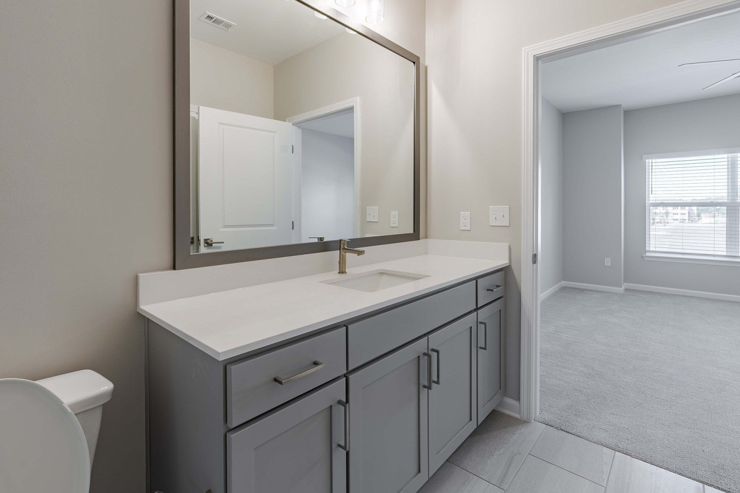 Paxton Place Image 37