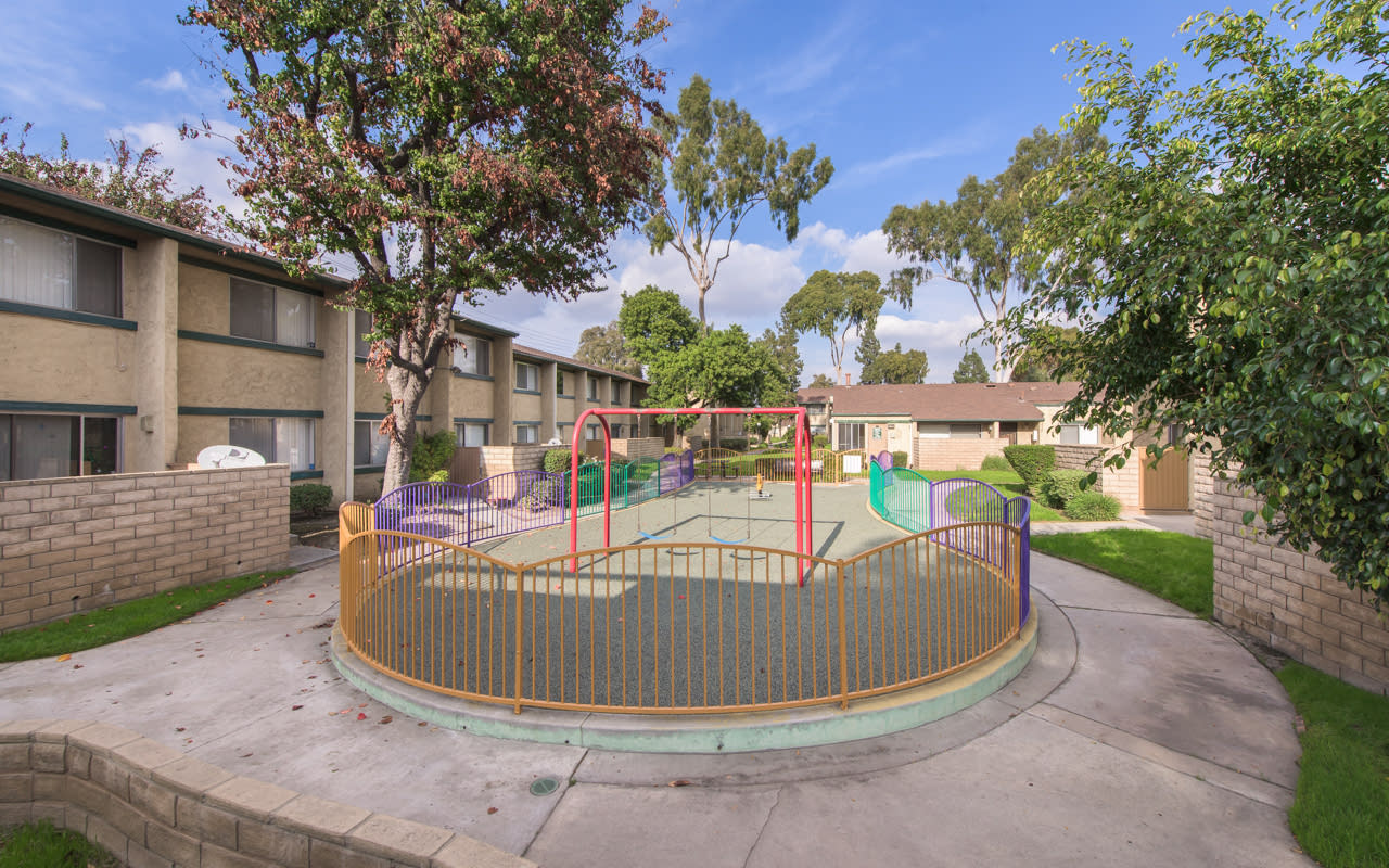 Placita Park Apartments Image 10