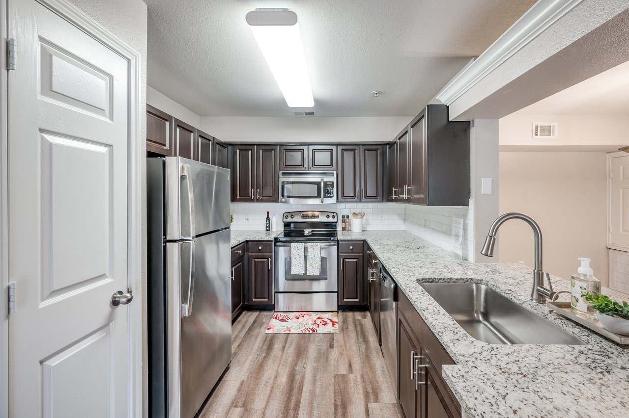 St. Andrews Apartments Image 2