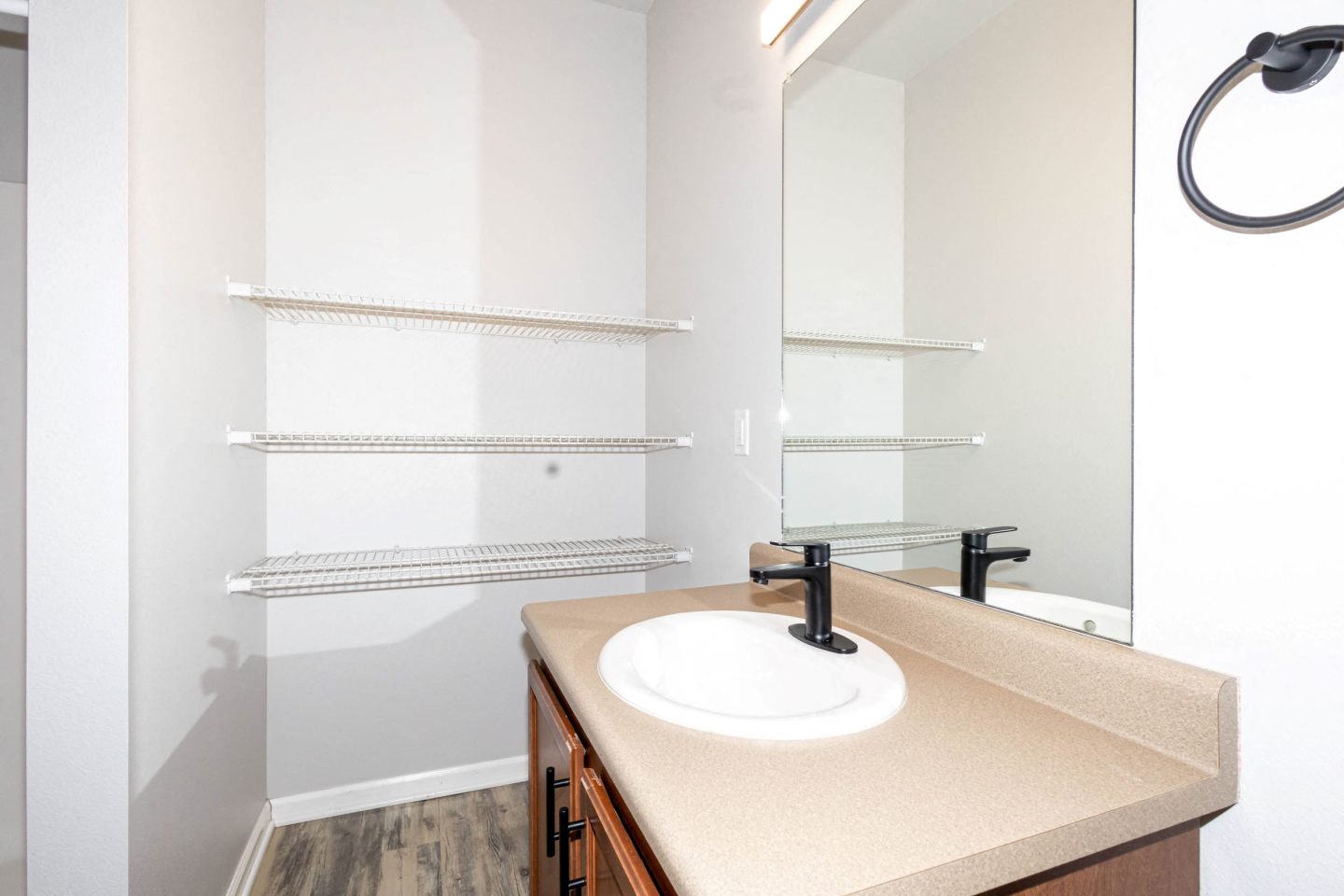 Meadowlark Place Image 45