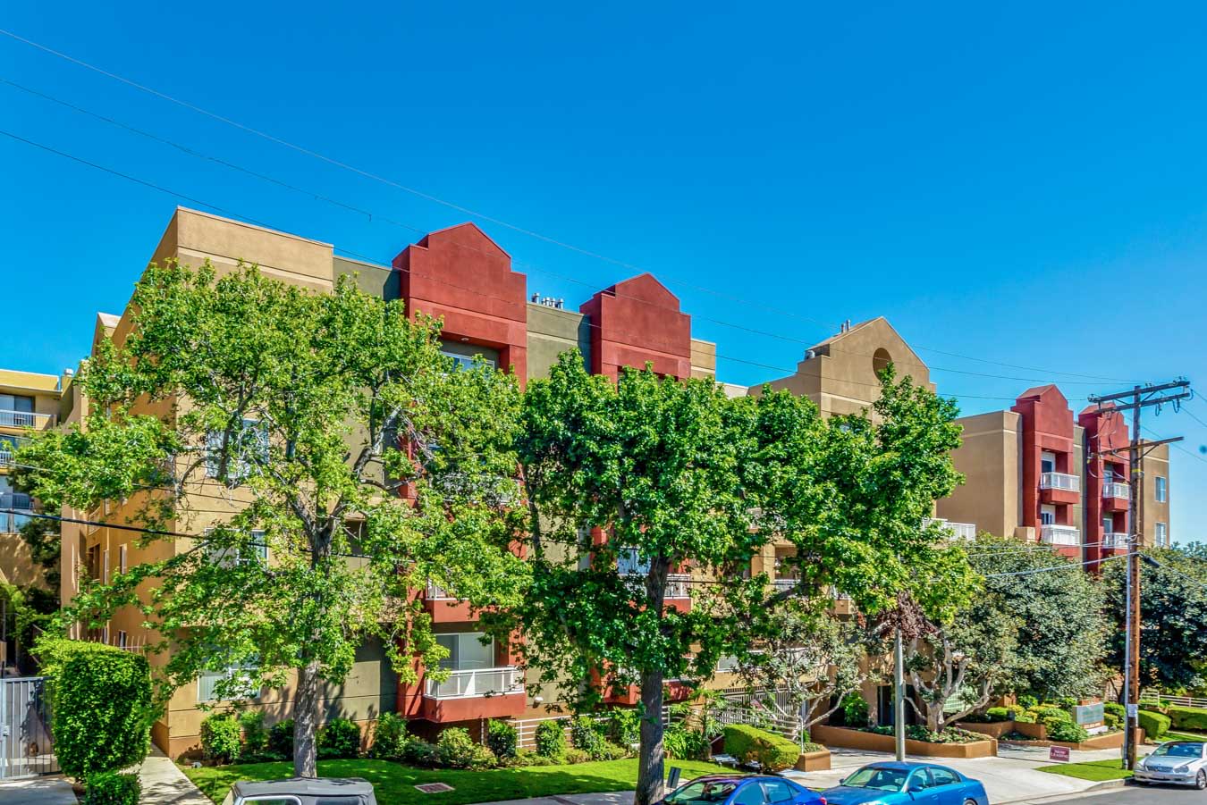 Marlon Manor Apartments Image 2
