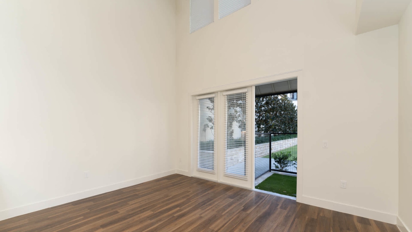 Olivian at the Realm Apartments Image 63