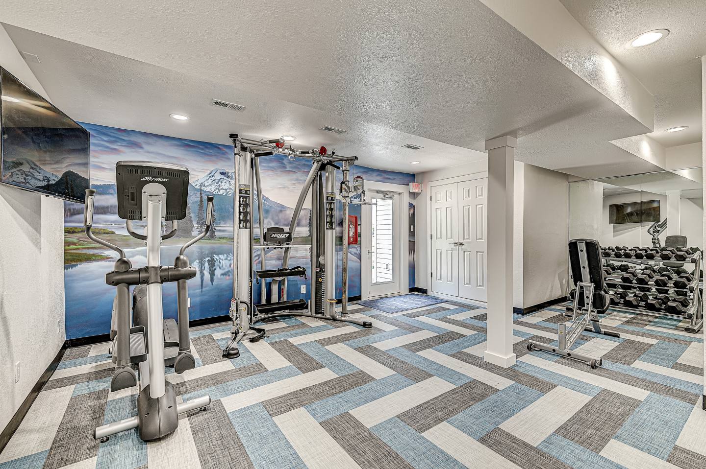 Avia Lofts at Founders Road Image 7