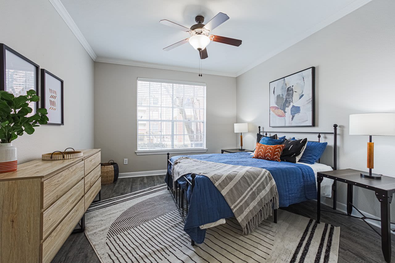 The Village at Bellaire Apartments Image 56