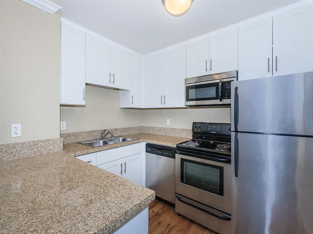 Bluffs at Carlsbad Apartments Image 25