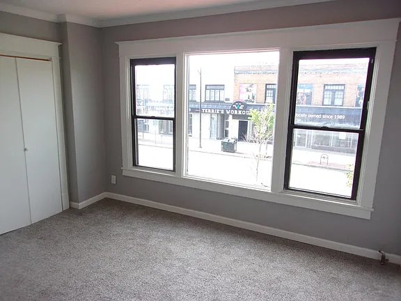 Hertel Avenue Apartments Image 4