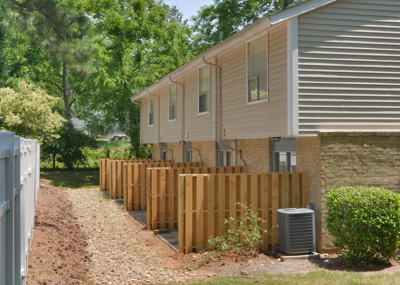Pine Ridge Apartments Image 28