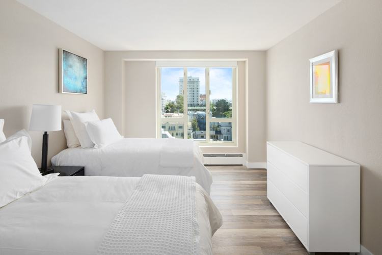 1000 Chestnut Image 32