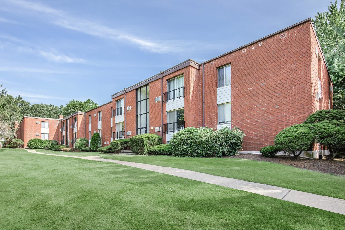 Forest Park Apartments Image 16