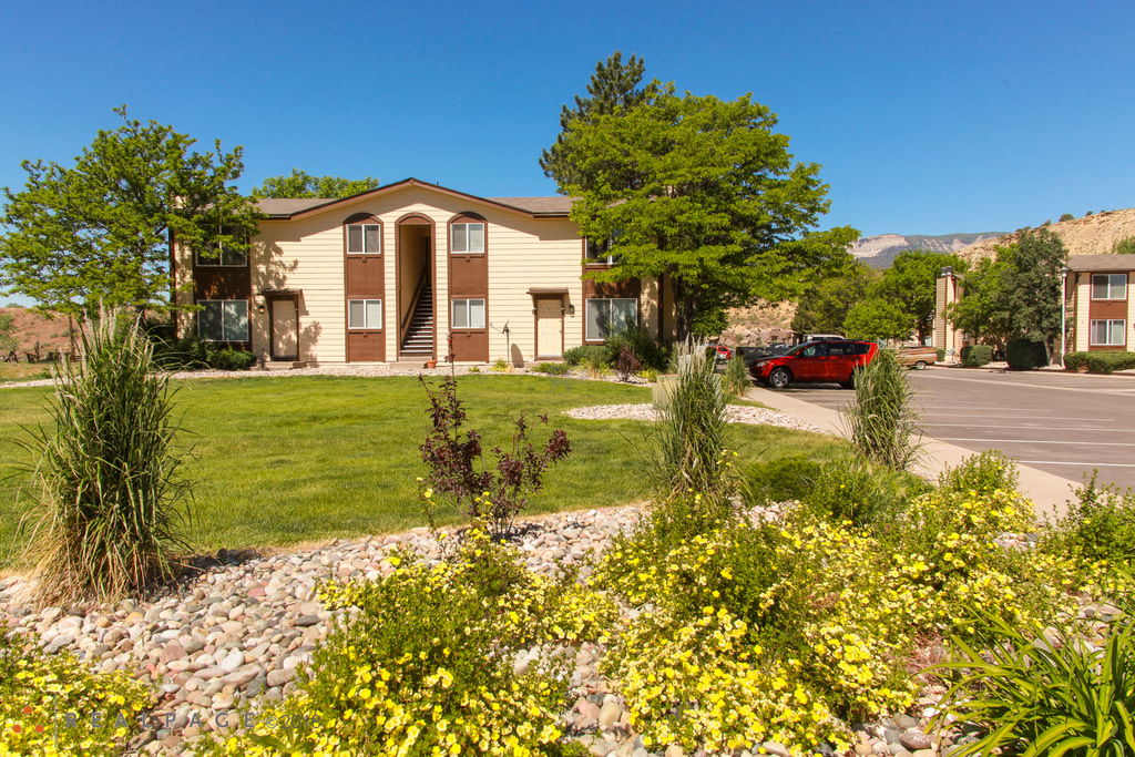 Rifle Creek Apartments Image 10