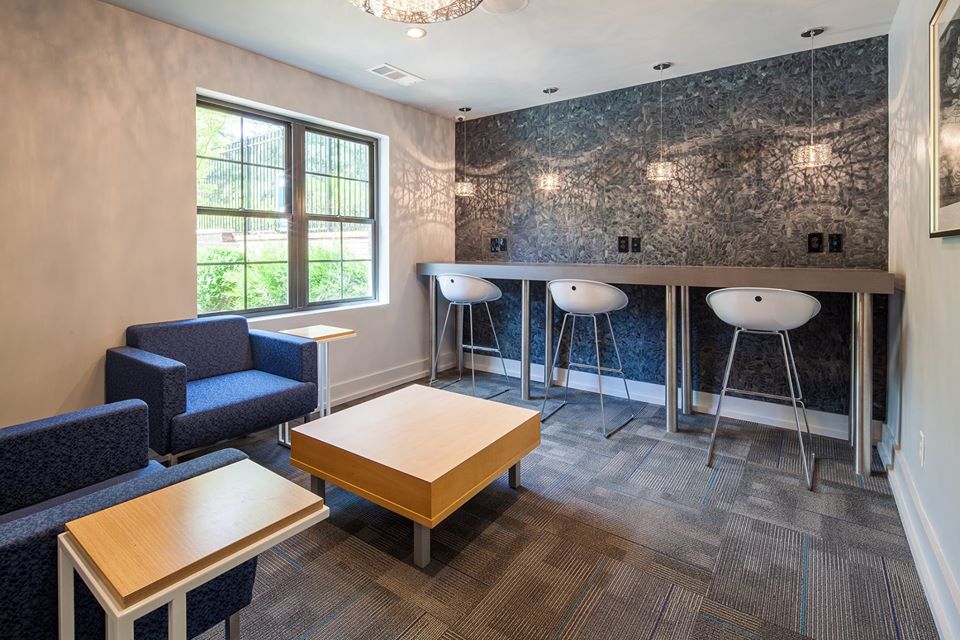 The Pointe at Lenox Park Image 4