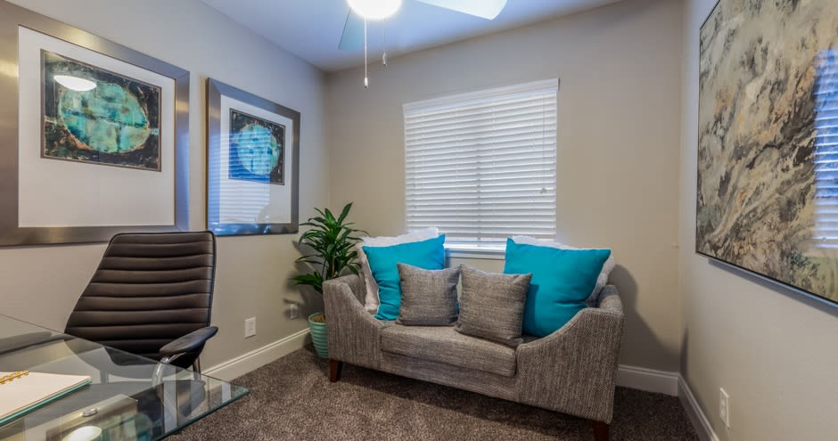 Flintridge Apartments Image 12