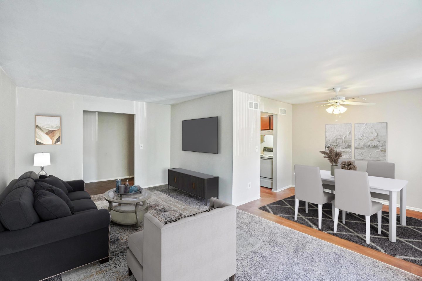 Riverstone Apartments Image 1