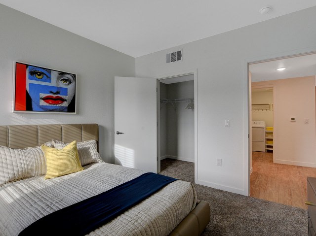 Showboat Park Apartments Image 21