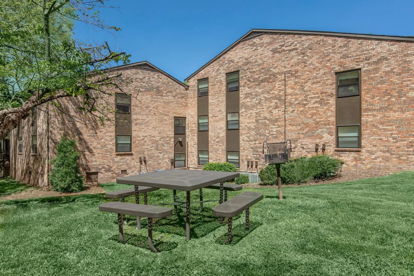 Gazebo Apartments Image 39