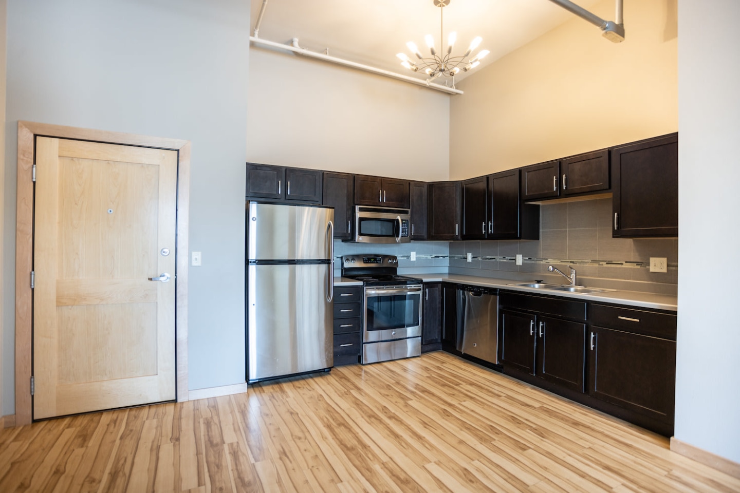 Uptown Exchange Lofts Image 11