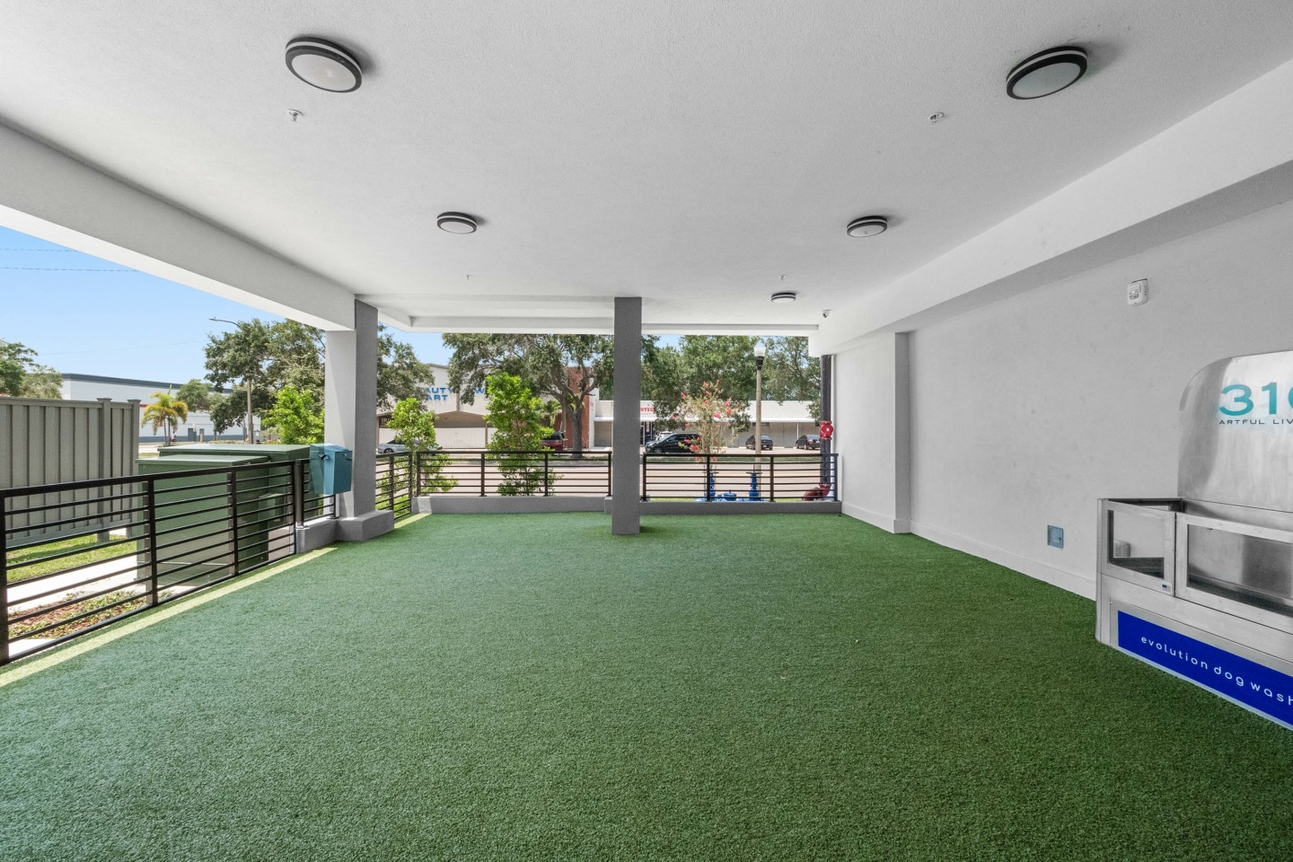 Gallery 3100 Image 29
