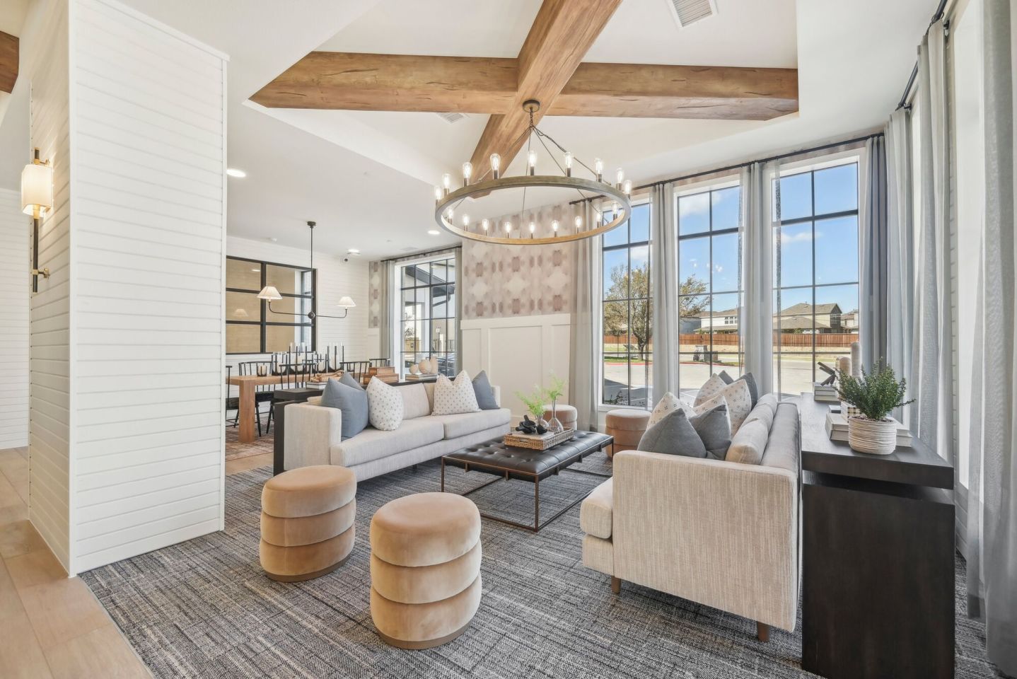 Atwater Apartments & Townhomes Image 2