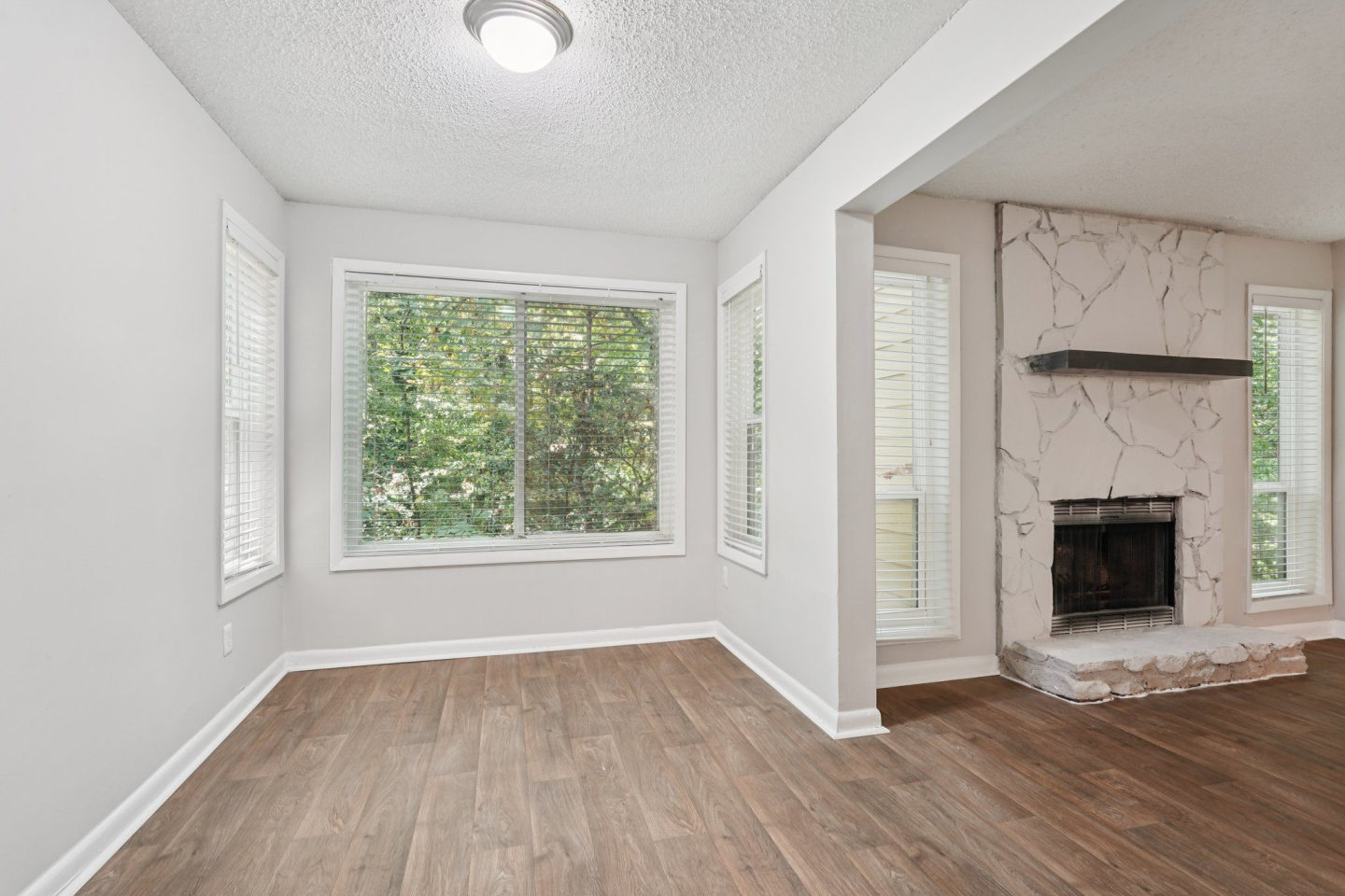 The Overlook Sandy Springs Image 32