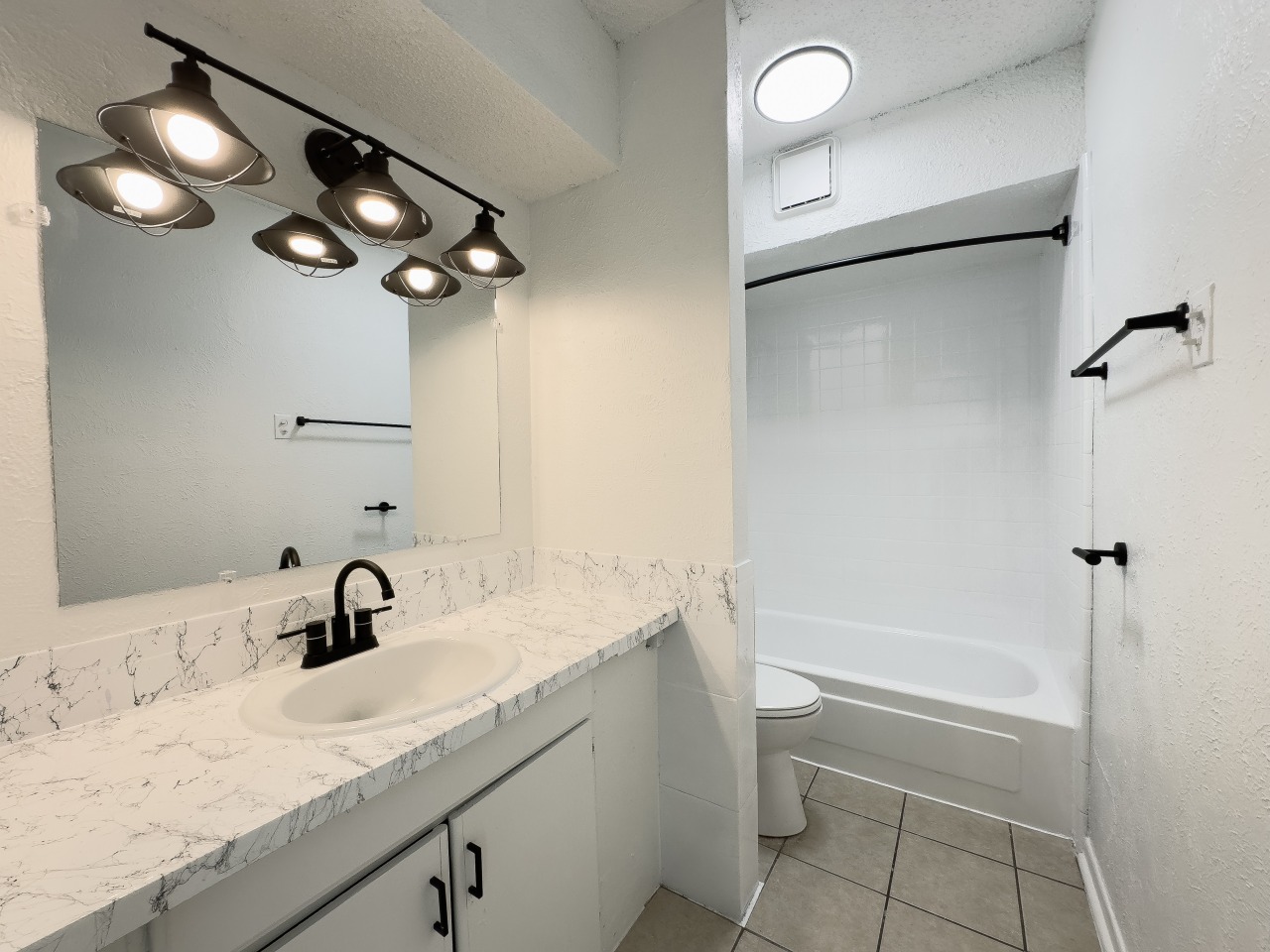 Avalon Apartments Image 8