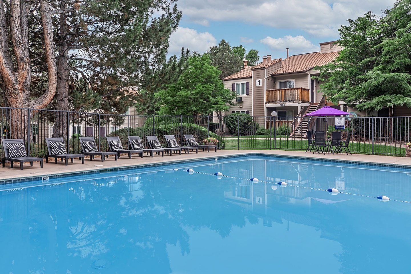 Knollwood Apartments Image 10
