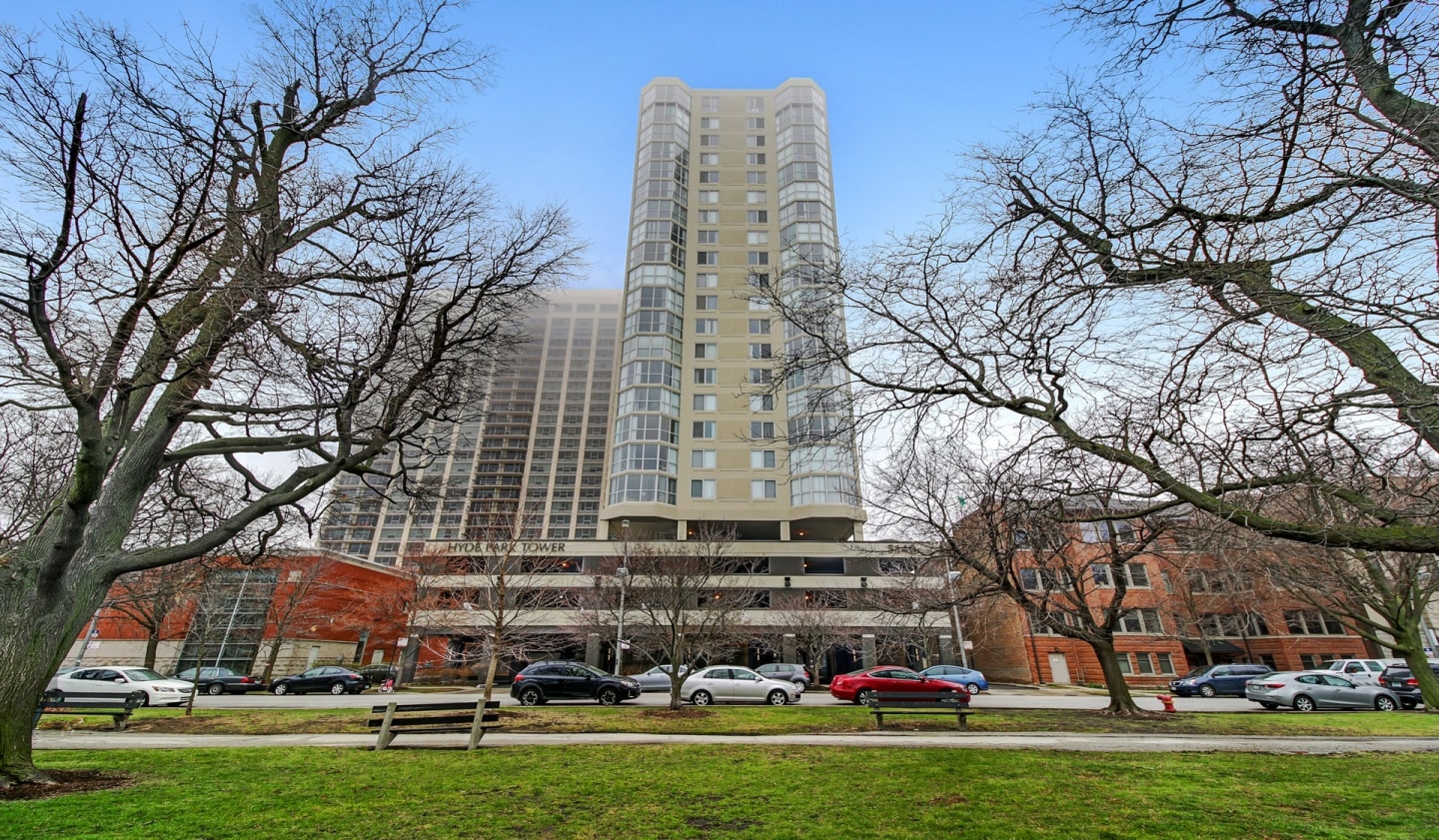 Hyde Park Tower Apartments Image 16