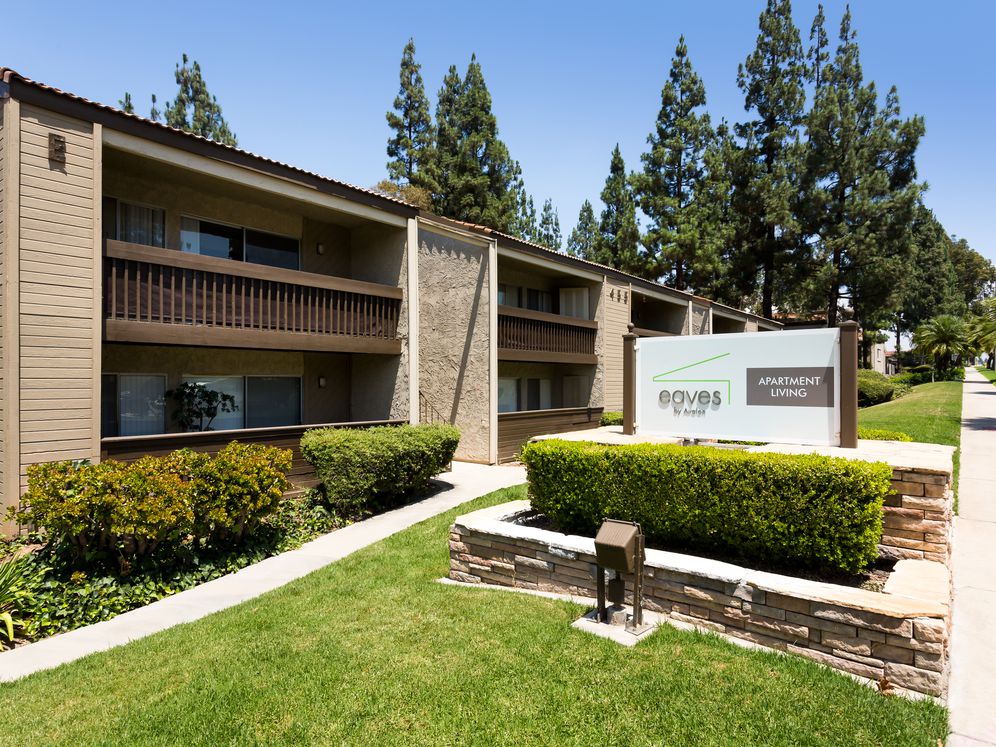 eaves San Dimas Image 18