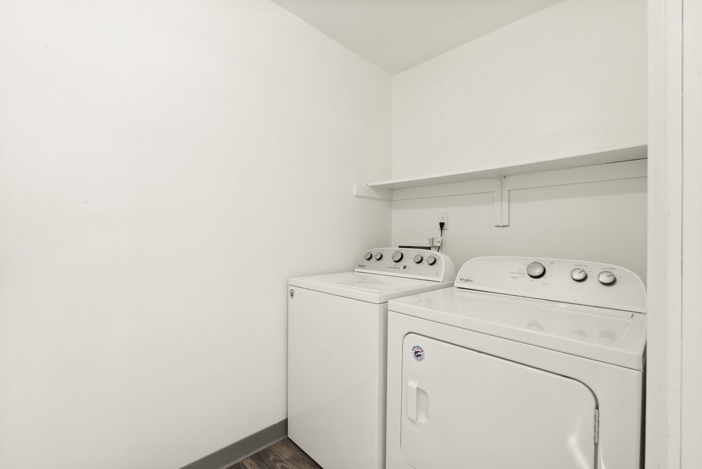 Silver Cliffs Apartments Image 11