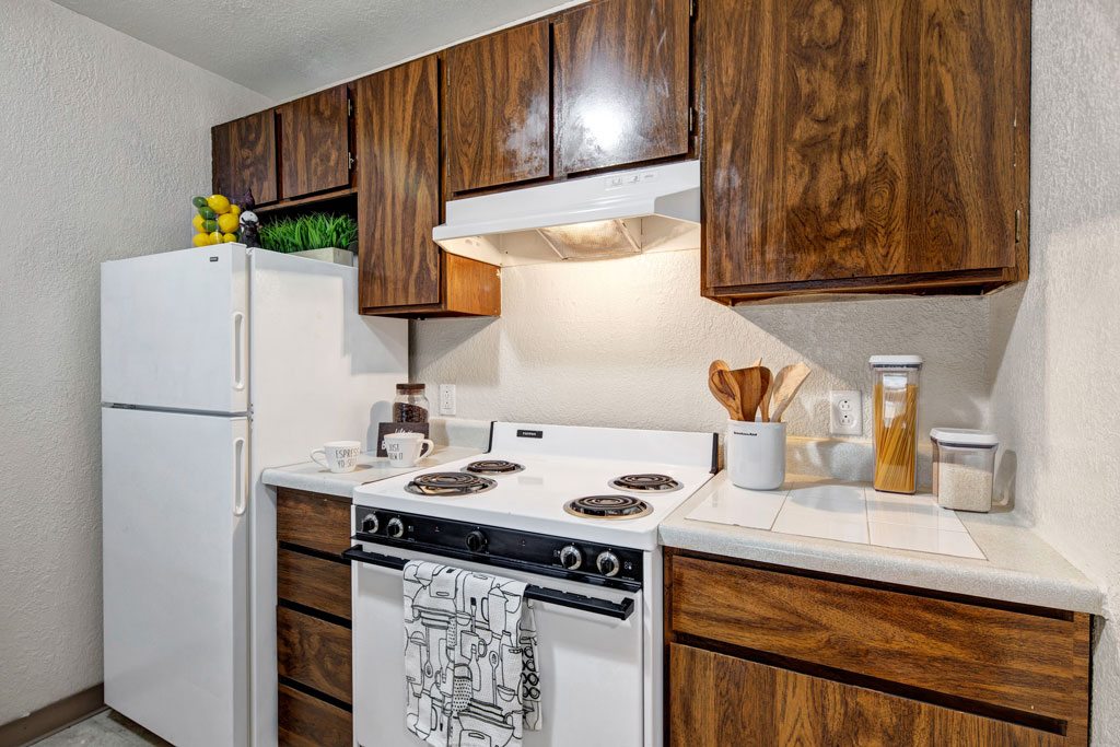 The Greenbriar Apartment Homes Image 1