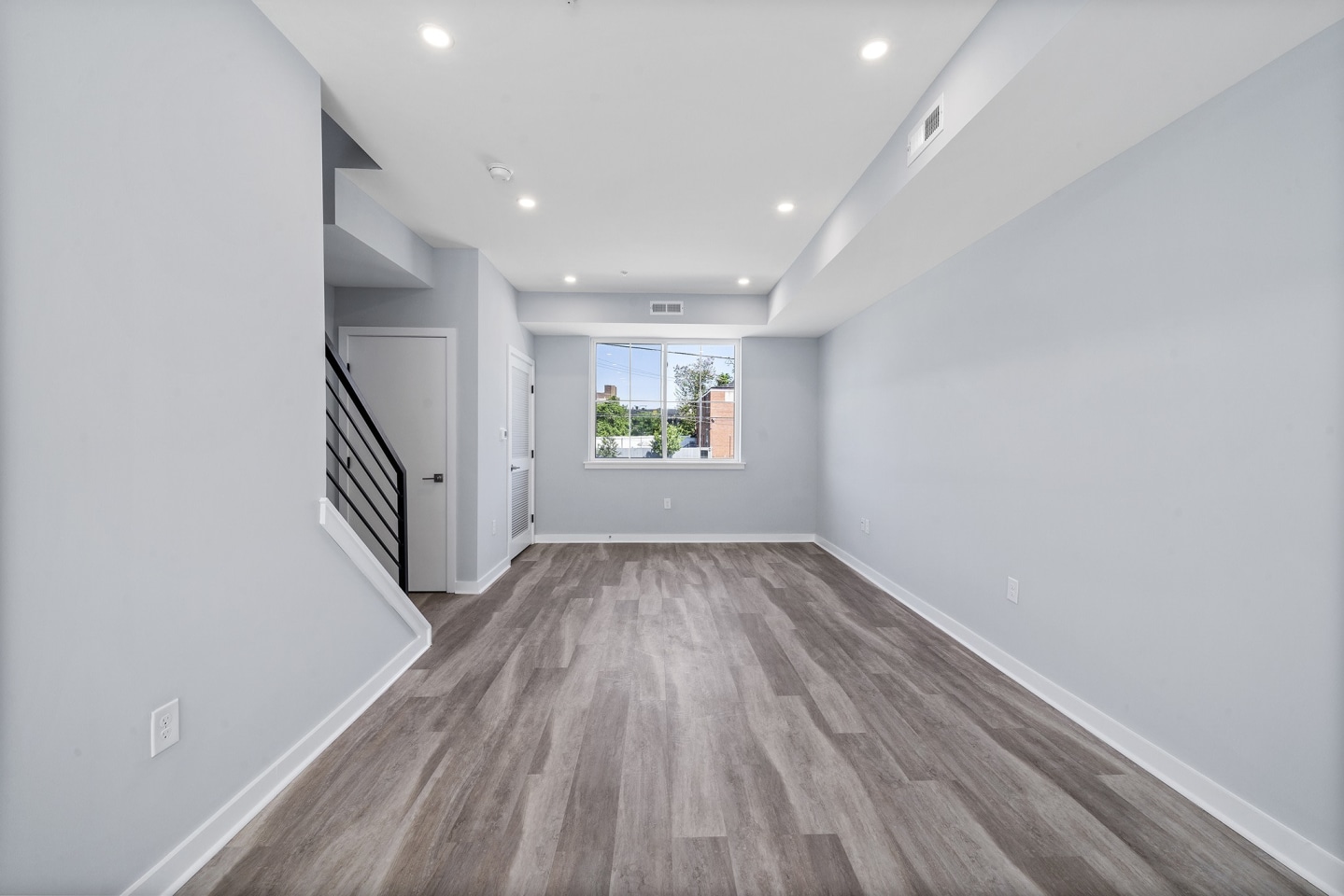 East Tioga Lofts Image 6