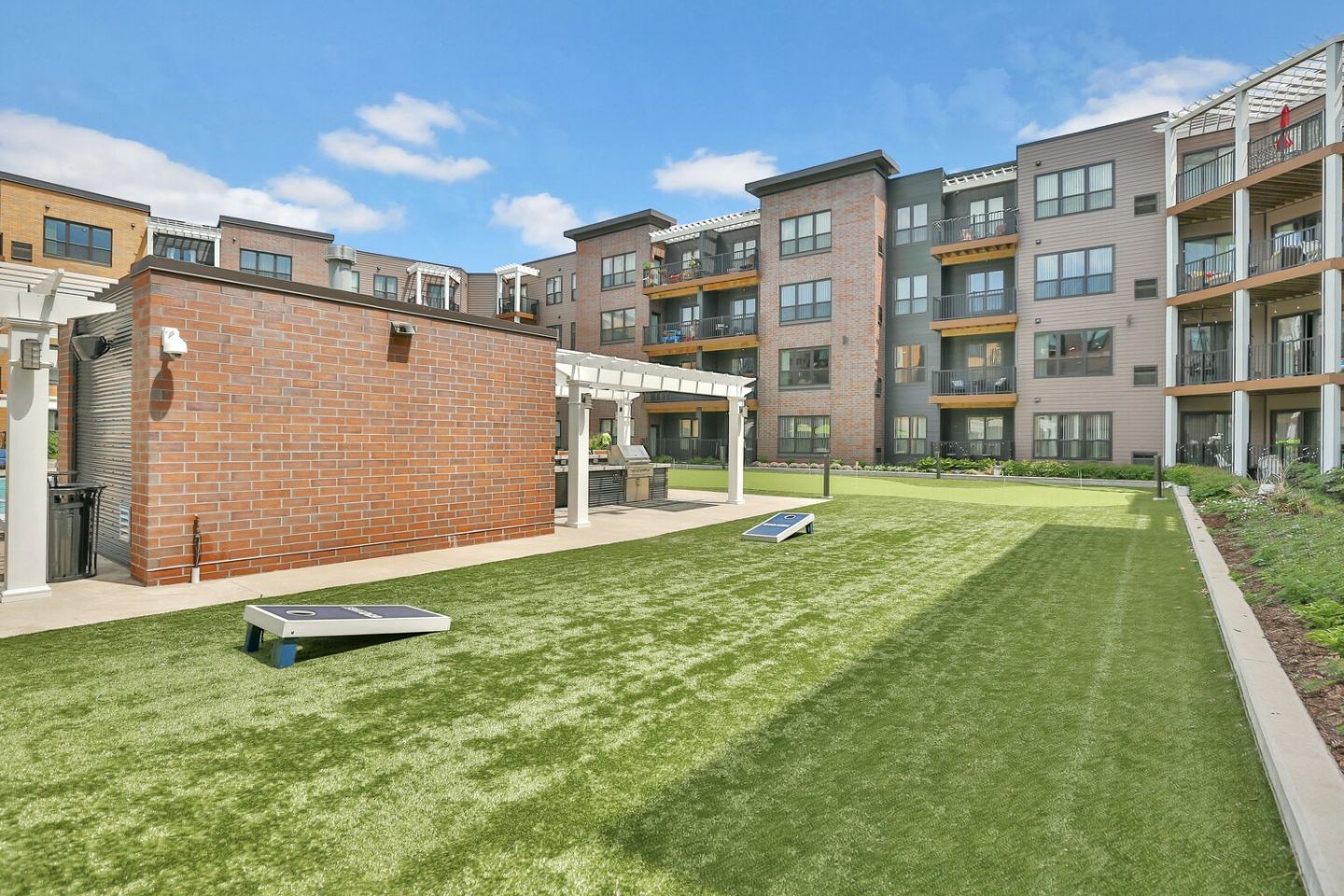 610 West Image 26