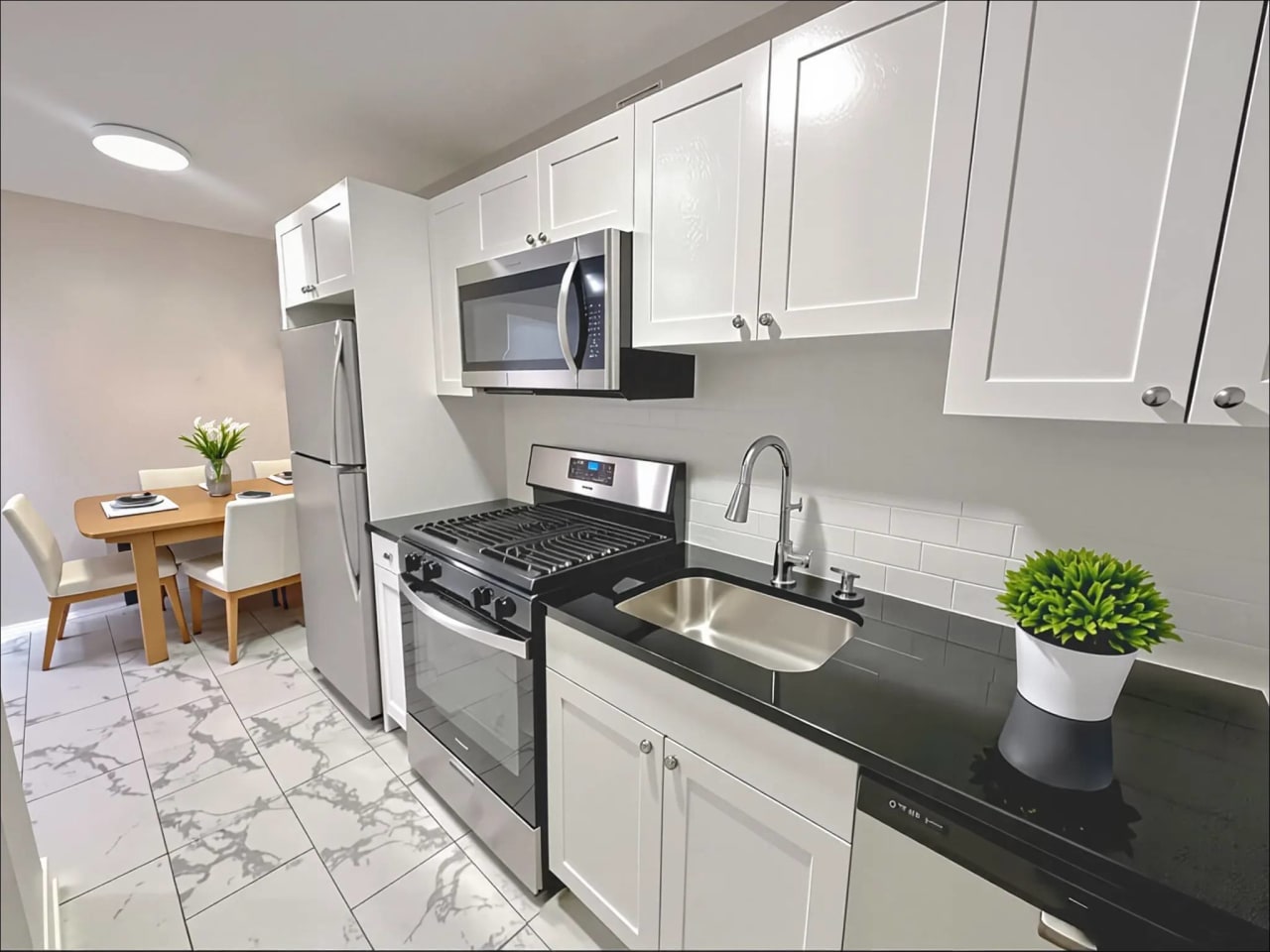 8200W Apartments Image 3