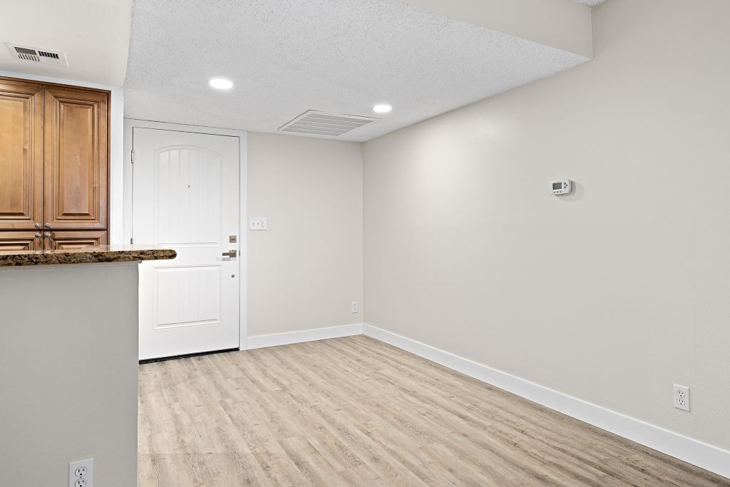 Woodland Trio Apartments Image 39